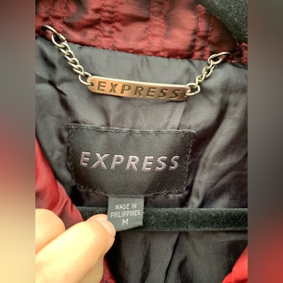 Express Burgundy Black Quilted Water Resistant Zip Front Jacket size‎ medium - Picture 5 of 8